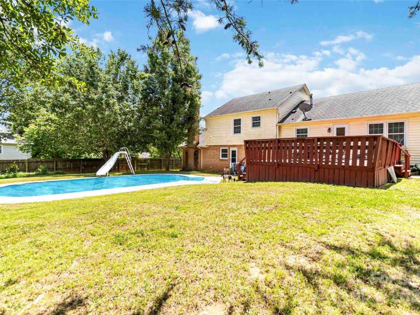1104 Colony Court, Gastonia, NC 28056.  MLS# CAR4261159, YatesRealty ID 20422. 