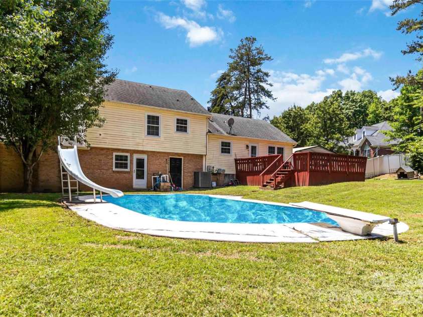 1104 Colony Court, Gastonia, NC 28056.  MLS# CAR4261159, YatesRealty ID 20422. 