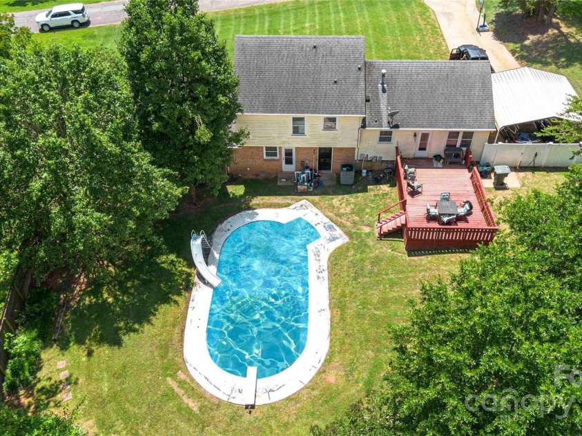 1104 Colony Court, Gastonia, NC 28056.  MLS# CAR4261159, YatesRealty ID 20422. 