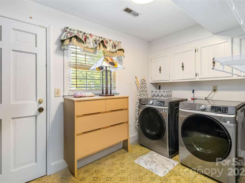 1104 Colony Court, Gastonia, NC 28056.  MLS# CAR4261159, YatesRealty ID 20422. 