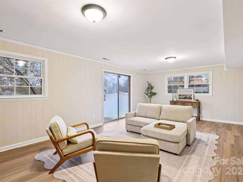 1104 Colony Court, Gastonia, NC 28056.  MLS# CAR4327362, YatesRealty ID 20422. 