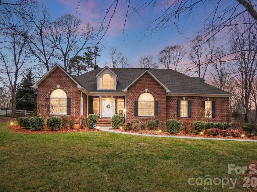 135 Water Oak Lane, Stanfield, NC 28163.  MLS# CAR4345209, YatesRealty ID 20426. 