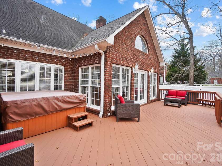 135 Water Oak Lane, Stanfield, NC 28163.  MLS# CAR4345209, YatesRealty ID 20426. 