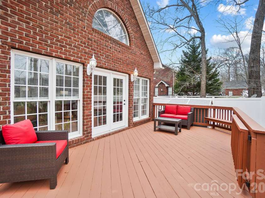 135 Water Oak Lane, Stanfield, NC 28163.  MLS# CAR4345209, YatesRealty ID 20426. 