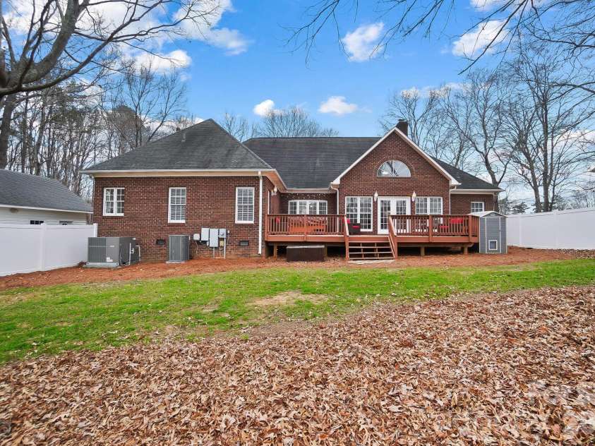 135 Water Oak Lane, Stanfield, NC 28163.  MLS# CAR4345209, YatesRealty ID 20426. 