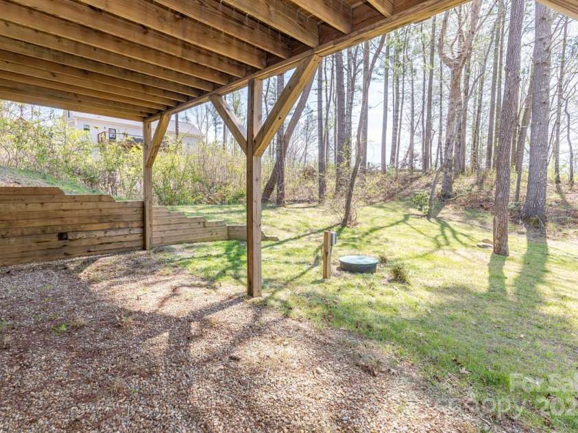 209 Fall Leaves Drive, Fairview, NC 28730.  MLS# CAR4312679, YatesRealty ID 20427. 