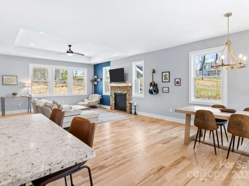 209 Fall Leaves Drive, Fairview, NC 28730.  MLS# CAR4312679, YatesRealty ID 20427. Living space.