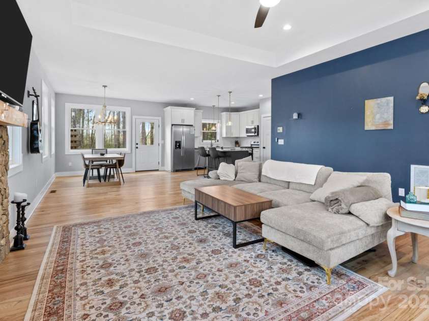 209 Fall Leaves Drive, Fairview, NC 28730.  MLS# CAR4312679, YatesRealty ID 20427. Open floor plan.