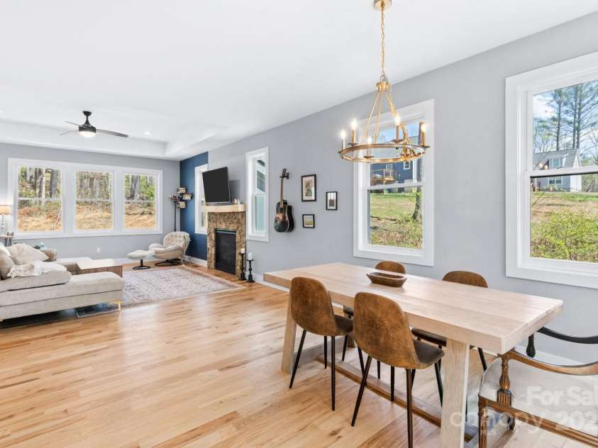 209 Fall Leaves Drive, Fairview, NC 28730.  MLS# CAR4312679, YatesRealty ID 20427. Open floor plan with a lot of natural light.