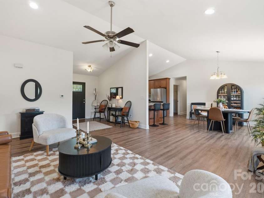 3923 Ritchie Road, Lincolnton, NC 28092.  MLS# CAR4367726, YatesRealty ID 20427. 