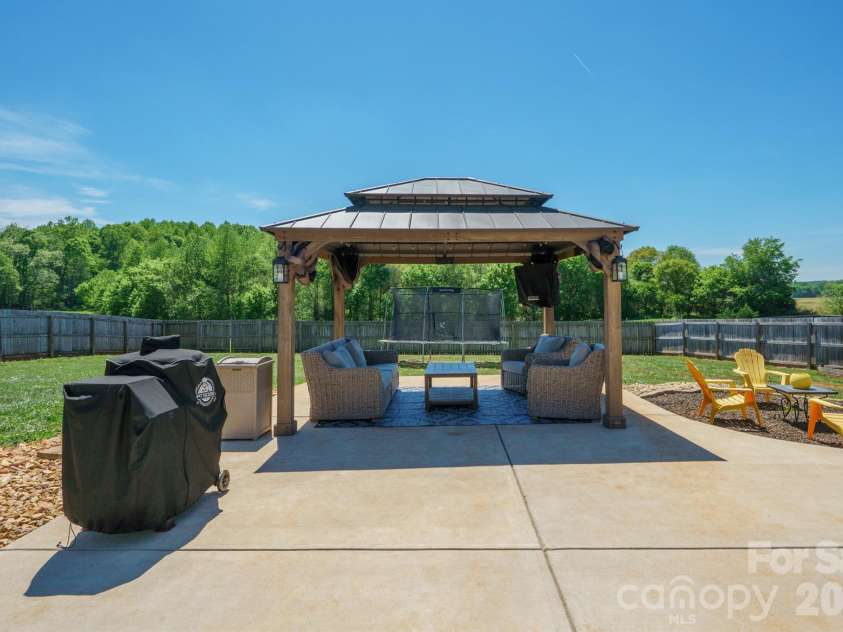 3923 Ritchie Road, Lincolnton, NC 28092.  MLS# CAR4367726, YatesRealty ID 20427. 