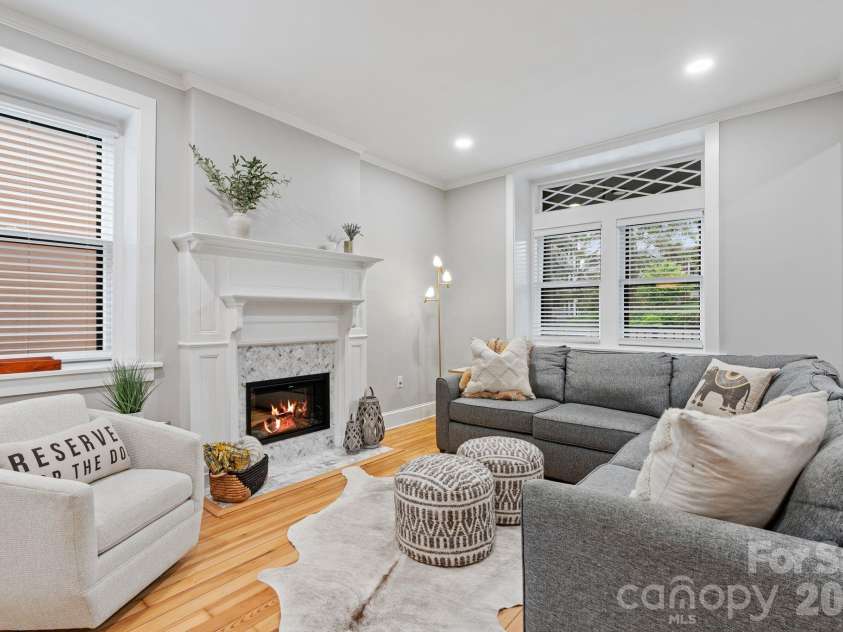 134 Biltmore Avenue, Asheville, NC 28801.  MLS# CAR4375407, YatesRealty ID 20428. 