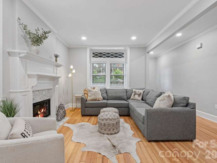 134 Biltmore Avenue, Asheville, NC 28801.  MLS# CAR4375407, YatesRealty ID 20428. 