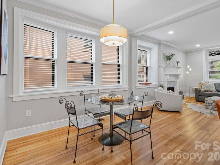 134 Biltmore Avenue, Asheville, NC 28801.  MLS# CAR4375407, YatesRealty ID 20428. 