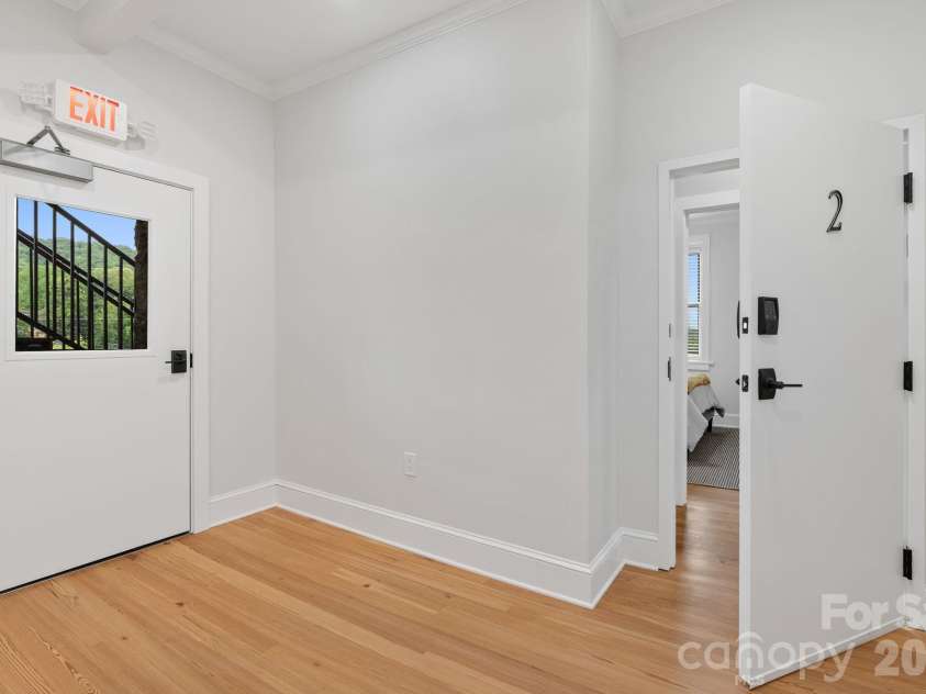 134 Biltmore Avenue, Asheville, NC 28801.  MLS# CAR4375407, YatesRealty ID 20428. 