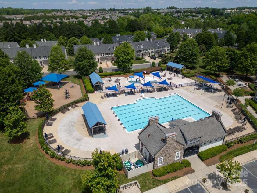 8317 Dallas Bay Road, Charlotte, NC 28278.  MLS# CAR4256000, YatesRealty ID 20428. Aerial View