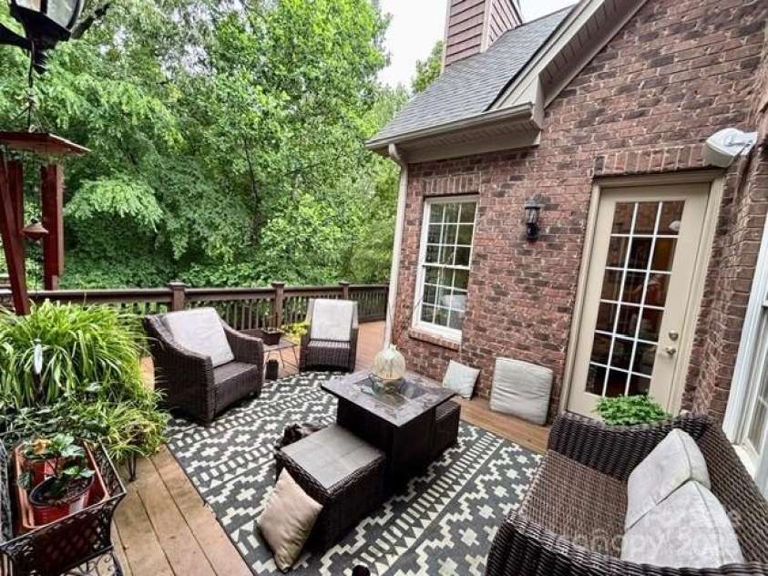 5826 Natoma Road, Lake Wylie, SC 29710.  MLS# CAR4258271, YatesRealty ID 20429. 