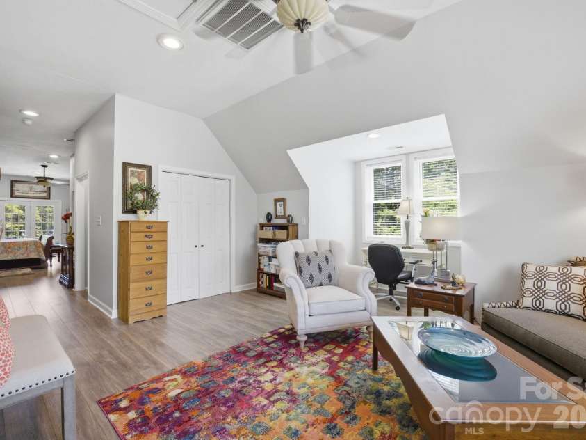 819 Hickory Point Drive, Lexington, NC 27292.  MLS# CAR4375539, YatesRealty ID 20429. 