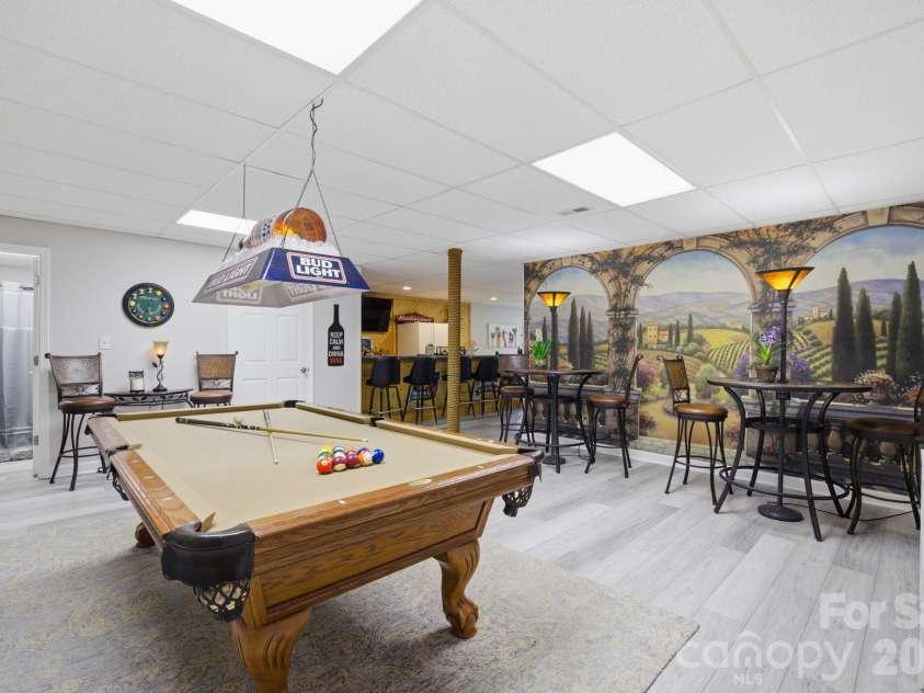 819 Hickory Point Drive, Lexington, NC 27292.  MLS# CAR4375539, YatesRealty ID 20429. 