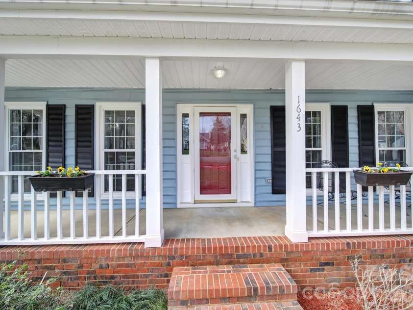 1643 Bridal Trail, Rock Hill, SC 29732.  MLS# CAR4354910, YatesRealty ID 20430. 