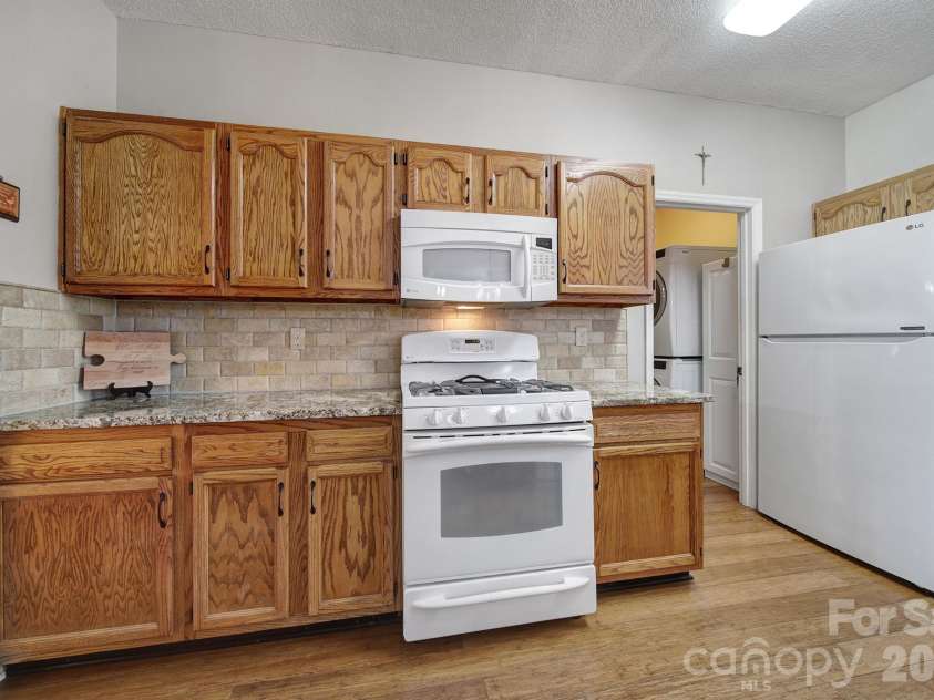 1643 Bridal Trail, Rock Hill, SC 29732.  MLS# CAR4354910, YatesRealty ID 20430. 