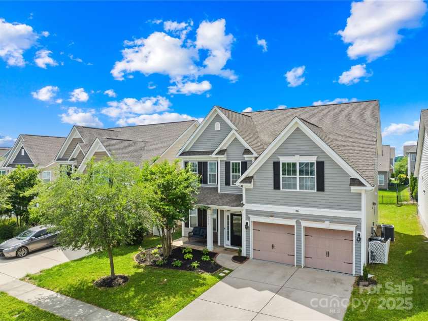 7316 Hamilton Bridge Road, Charlotte, NC 28278.  MLS# CAR4257436, YatesRealty ID 20430. 