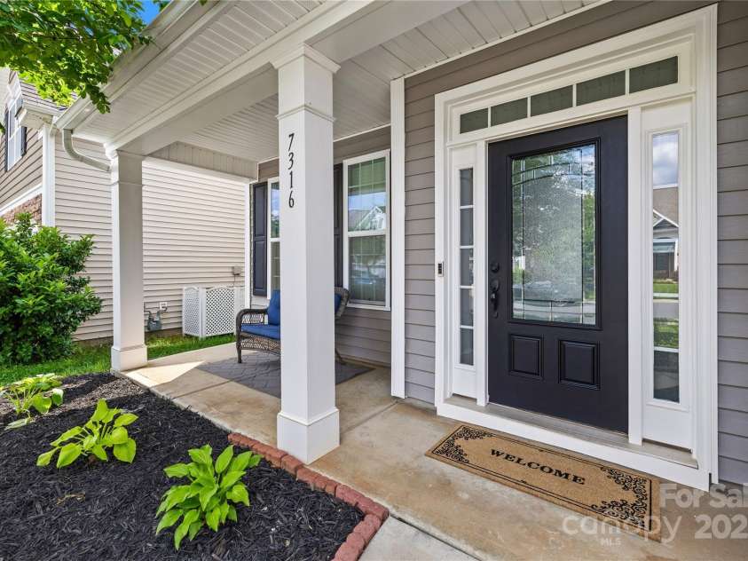 7316 Hamilton Bridge Road, Charlotte, NC 28278.  MLS# CAR4257436, YatesRealty ID 20430. 