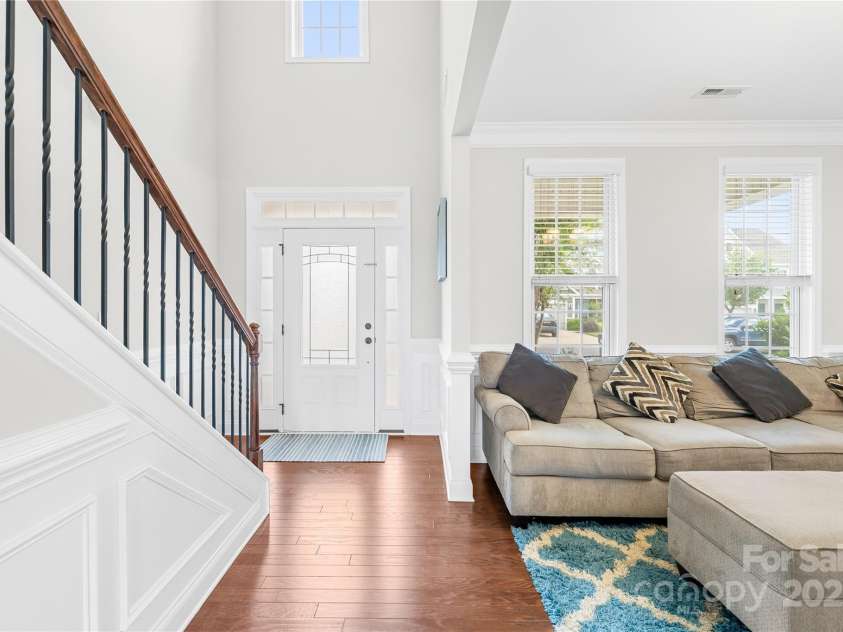 7316 Hamilton Bridge Road, Charlotte, NC 28278.  MLS# CAR4257436, YatesRealty ID 20430. 