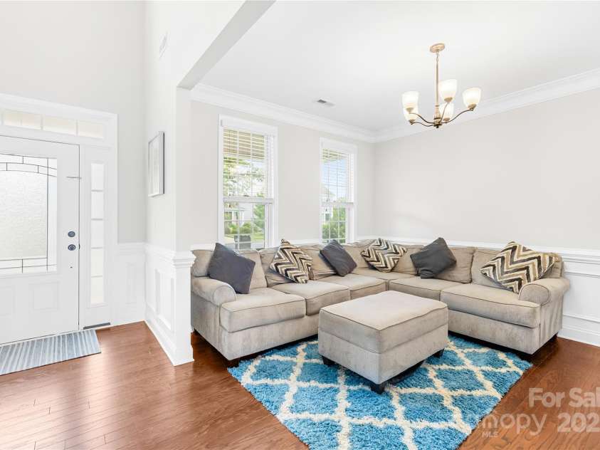 7316 Hamilton Bridge Road, Charlotte, NC 28278.  MLS# CAR4257436, YatesRealty ID 20430. 