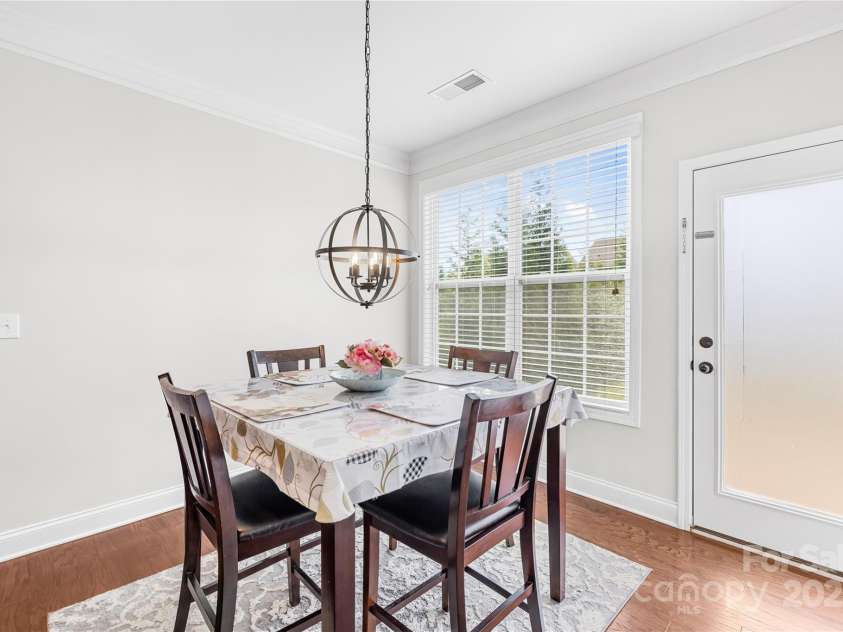 7316 Hamilton Bridge Road, Charlotte, NC 28278.  MLS# CAR4257436, YatesRealty ID 20430. 