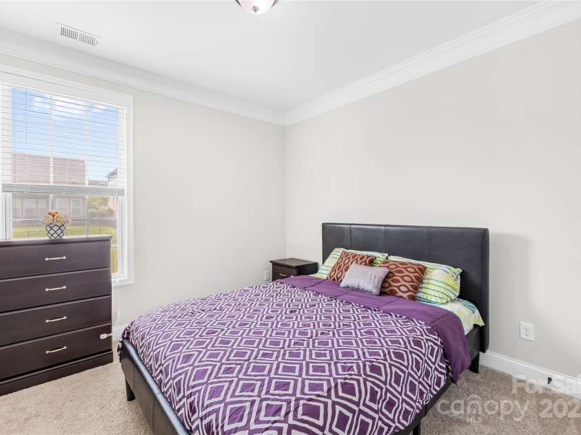 7316 Hamilton Bridge Road, Charlotte, NC 28278.  MLS# CAR4257436, YatesRealty ID 20430. 