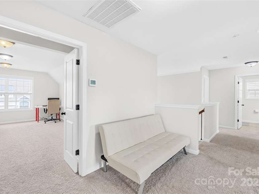 7316 Hamilton Bridge Road, Charlotte, NC 28278.  MLS# CAR4257436, YatesRealty ID 20430. 