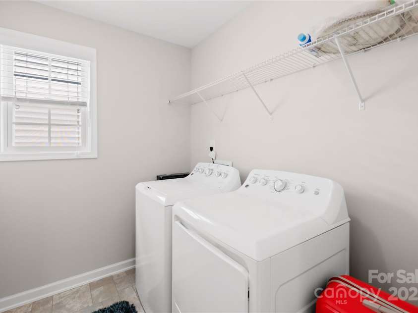 7316 Hamilton Bridge Road, Charlotte, NC 28278.  MLS# CAR4257436, YatesRealty ID 20430. 