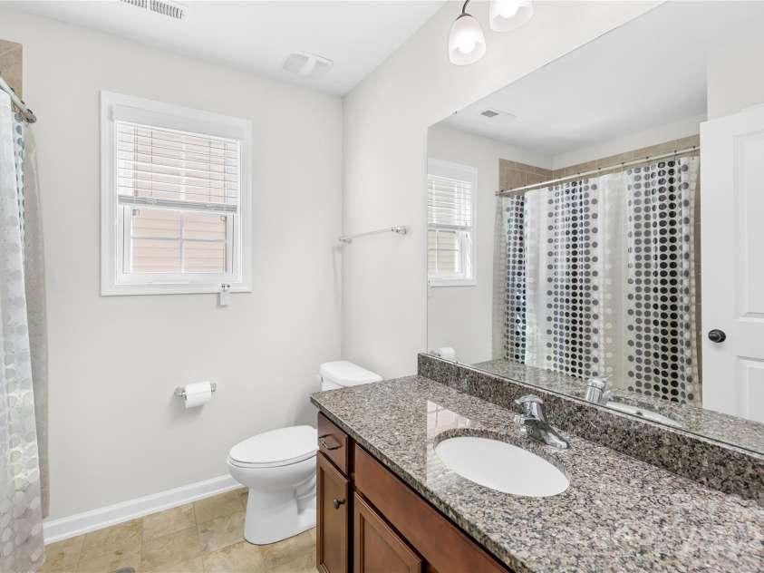 7316 Hamilton Bridge Road, Charlotte, NC 28278.  MLS# CAR4257436, YatesRealty ID 20430. 