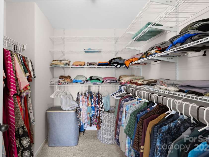 7316 Hamilton Bridge Road, Charlotte, NC 28278.  MLS# CAR4257436, YatesRealty ID 20430. 