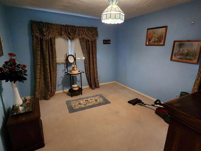 406 Caldwell Avenue, Newton, NC 28658.  MLS# CAR4248372, YatesRealty ID 20431. 