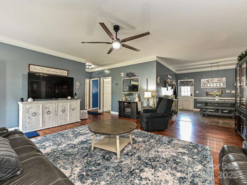 1009 Preston Drive, Lowell, NC 28098.  MLS# CAR4248227, YatesRealty ID 20432. 