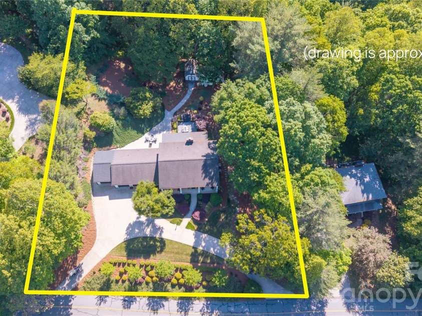 1793 Cedar Drive, Lenoir, NC 28645.  MLS# CAR4375124, YatesRealty ID 20432. 