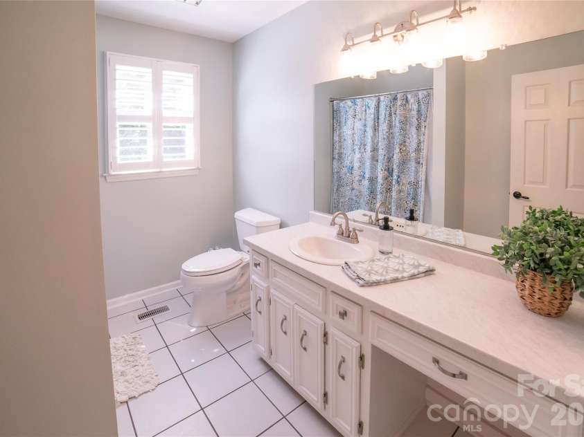 1793 Cedar Drive, Lenoir, NC 28645.  MLS# CAR4375124, YatesRealty ID 20432. 