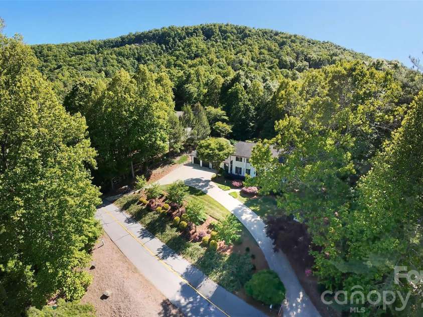 1793 Cedar Drive, Lenoir, NC 28645.  MLS# CAR4375124, YatesRealty ID 20432. 
