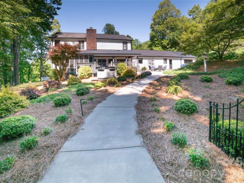 1793 Cedar Drive, Lenoir, NC 28645.  MLS# CAR4375124, YatesRealty ID 20432. 