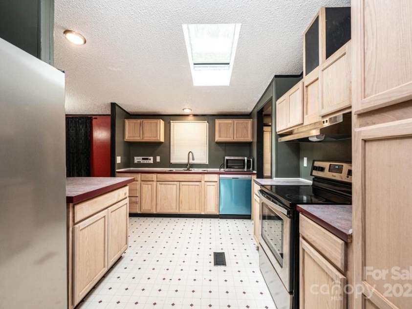 51 Emily Lane, Taylorsville, NC 28681.  MLS# CAR4262976, YatesRealty ID 20435. 