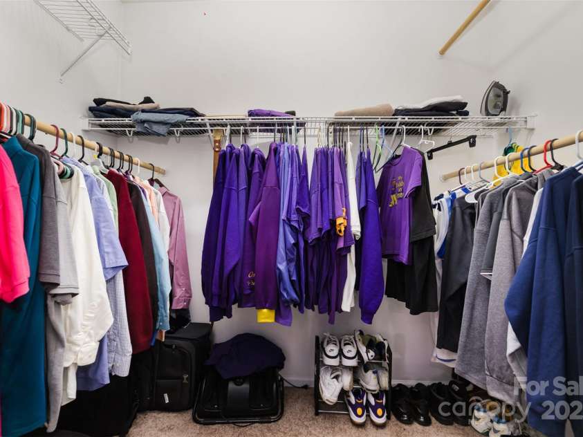 7012 Somerset Springs Drive, Charlotte, NC 28262.  MLS# CAR4267634, YatesRealty ID 20436. Extra Large Closet