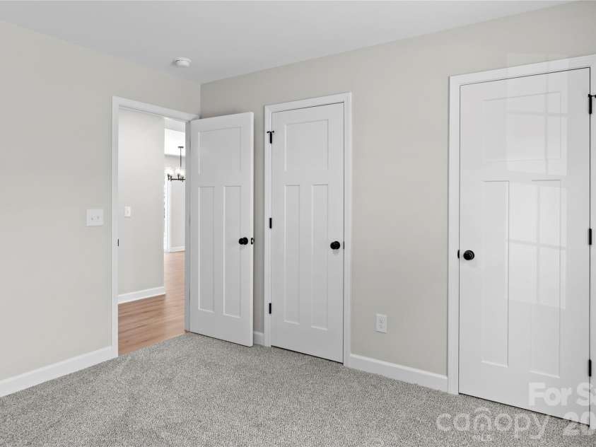 5044 Polk Avenue, Winston Salem, NC 27106.  MLS# CAR4380224, YatesRealty ID 20437. 