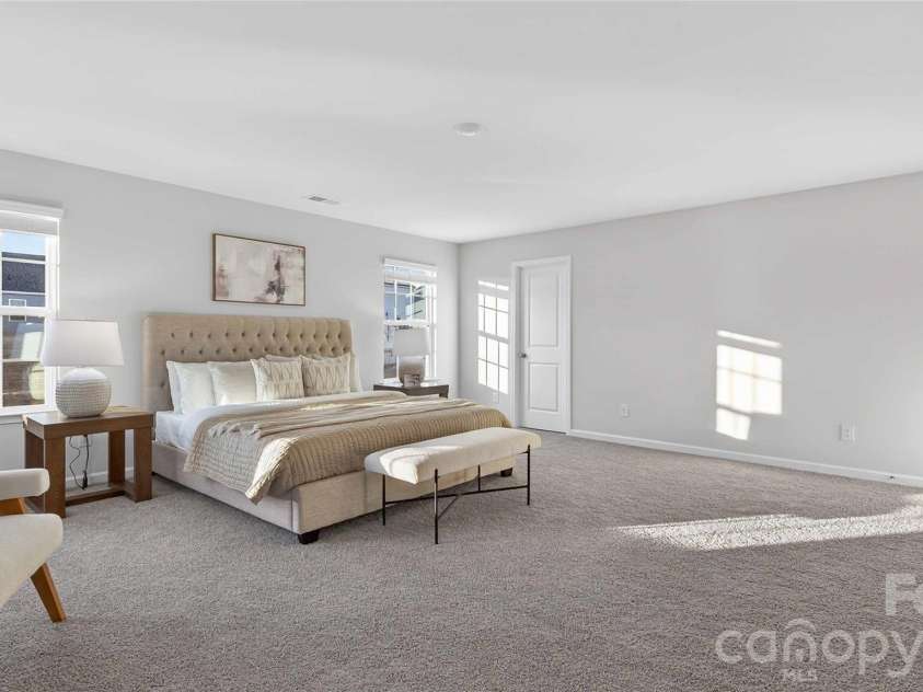 136 Pecan Grove Lane, Statesville, NC 28677.  MLS# CAR4378453, YatesRealty ID 20438. 