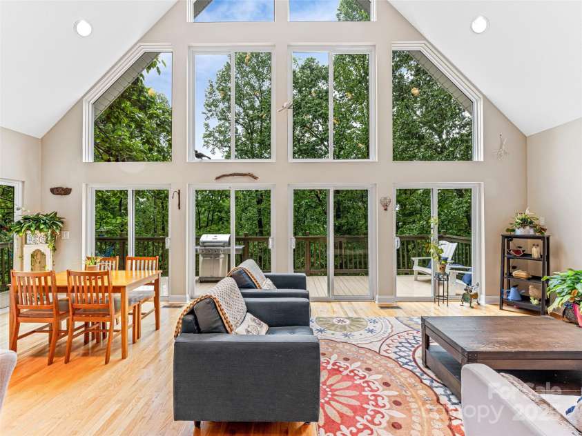 350 Mckissick Road, Flat Rock, NC 28731.  MLS# CAR4263191, YatesRealty ID 20438. 