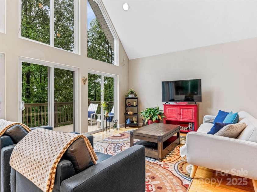 350 Mckissick Road, Flat Rock, NC 28731.  MLS# CAR4263191, YatesRealty ID 20438. 