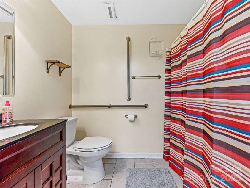 350 Mckissick Road, Flat Rock, NC 28731.  MLS# CAR4263191, YatesRealty ID 20438. 