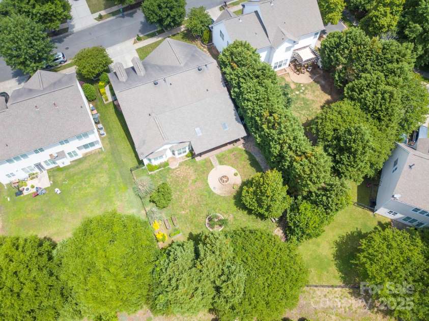 8605 Soaring Eagle Lane, Waxhaw, NC 28173.  MLS# CAR4260619, YatesRealty ID 20439. 