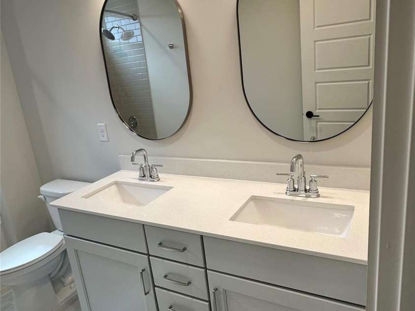 109 Seldon Drive, Charlotte, NC 28216.  MLS# CAR4234293, YatesRealty ID 2044. 